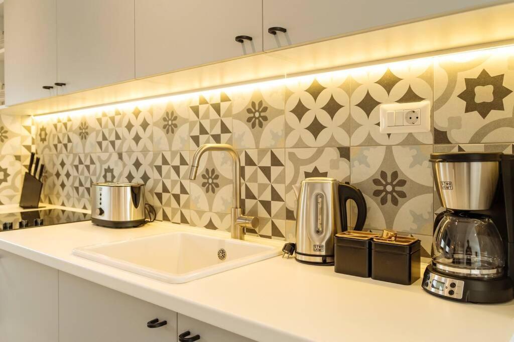 부쿠레슈티 Sunny 2Br Flat - Old Town View 아파트 외부 사진