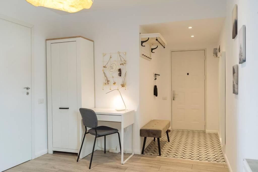 부쿠레슈티 Sunny 2Br Flat - Old Town View 아파트 외부 사진