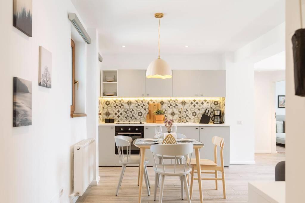 부쿠레슈티 Sunny 2Br Flat - Old Town View 아파트 외부 사진